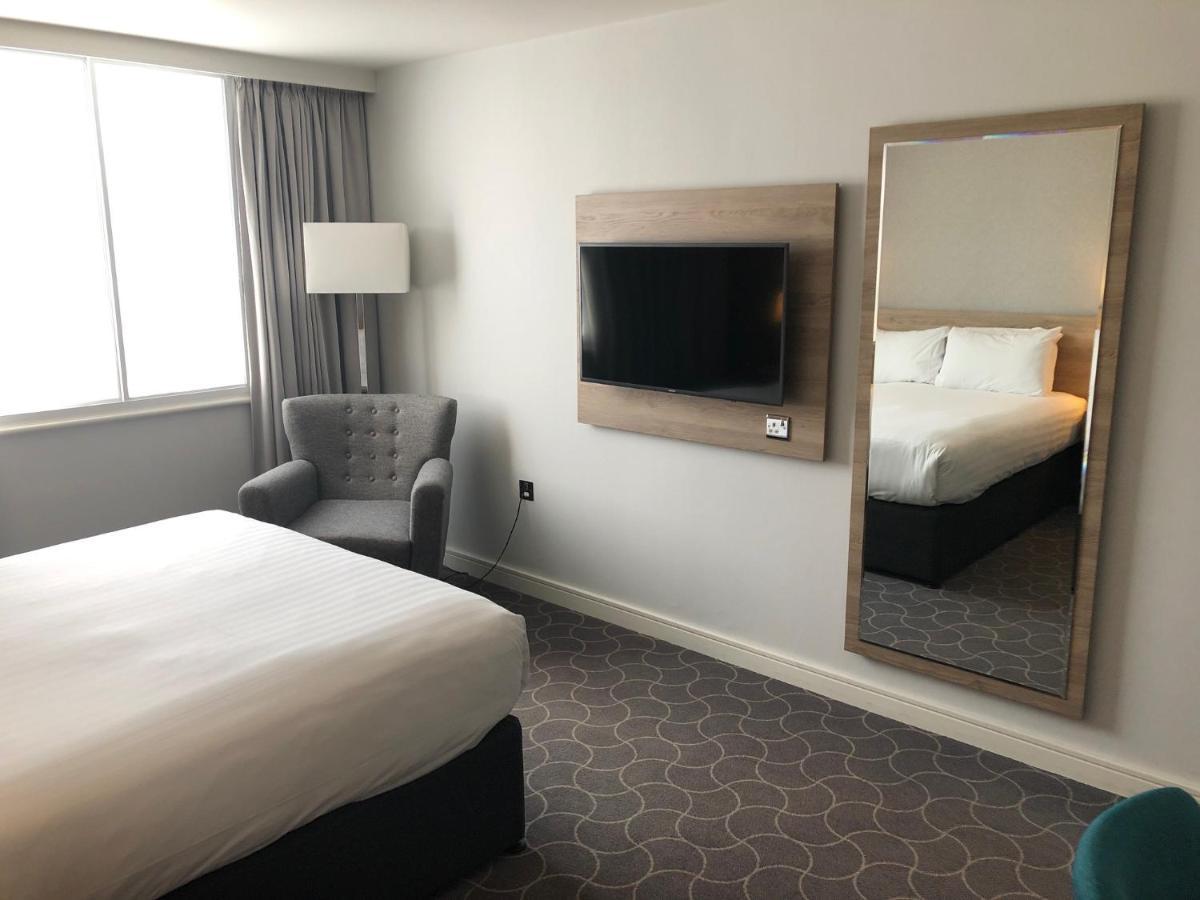 Holiday Inn Ellesmere Port/Cheshire Oaks By Ihg Eksteriør billede